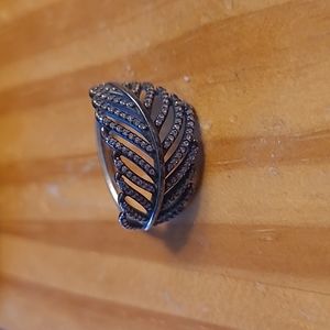 Pandora Feather Ring